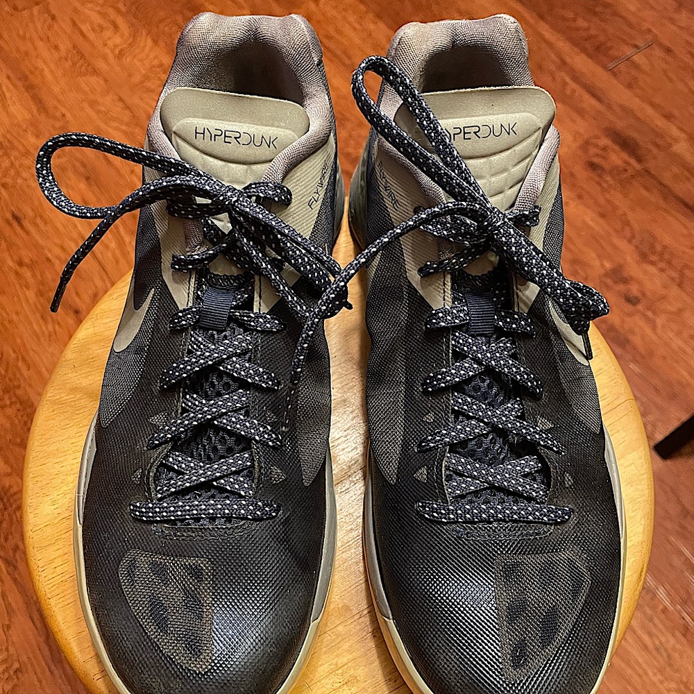 Nike Men’s Hyperdunk Navy Blue /Gray Size 10